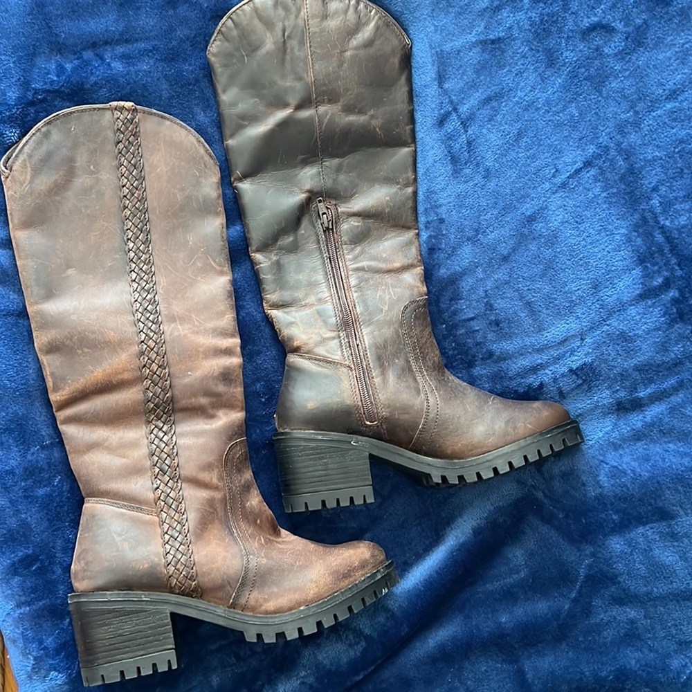 New brown leather boots size 7 unused - Picture 2 of 4